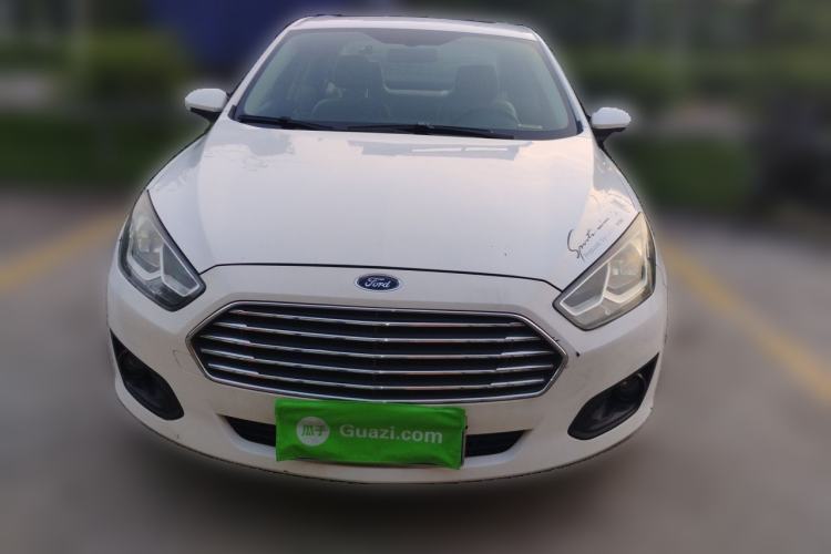 Used Ford Escort 2015 1.5L Automatic Comfort Edition Front