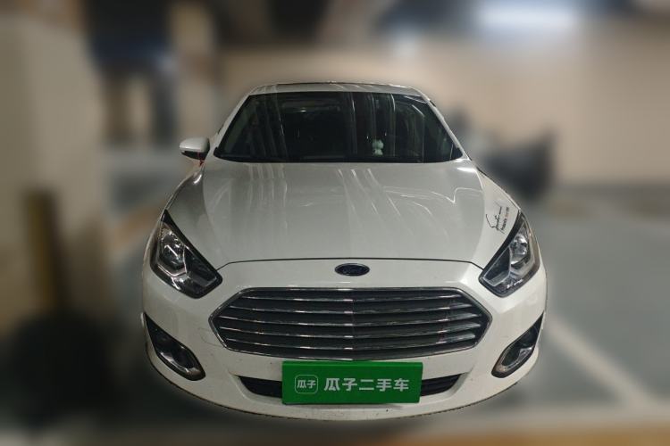 Used Ford Escort 2015 1.5L Automatic Fashion Model Front