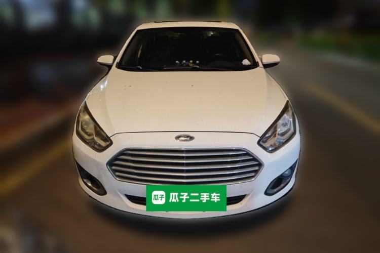 Used Ford Escort 2015 1.5L Automatic Fashion Model Front