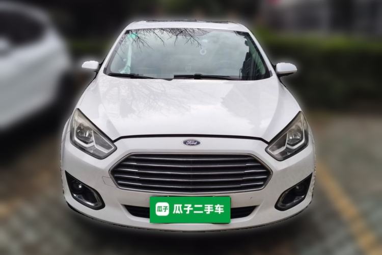 Used Ford Escort 2015 1.5L Automatic Fashion Model Front
