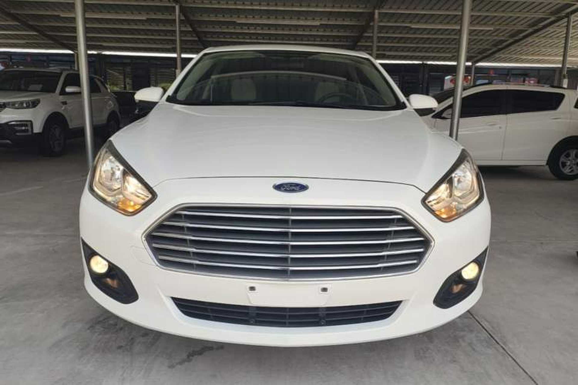 Used Ford Escort 2015 1.5L Manual Comfort Model Front