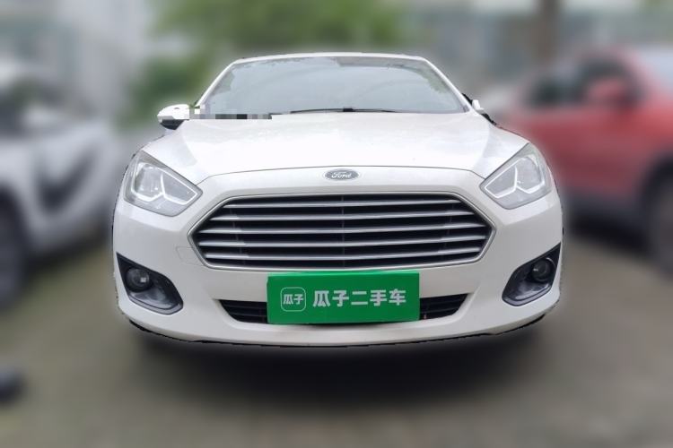 Used Ford Escort 2015 1.5L Manual Comfort Model Front