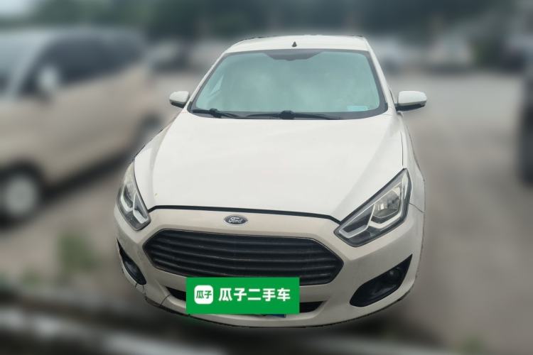 Used Ford Escort 2015 1.5L Automatic Comfort Edition Front
