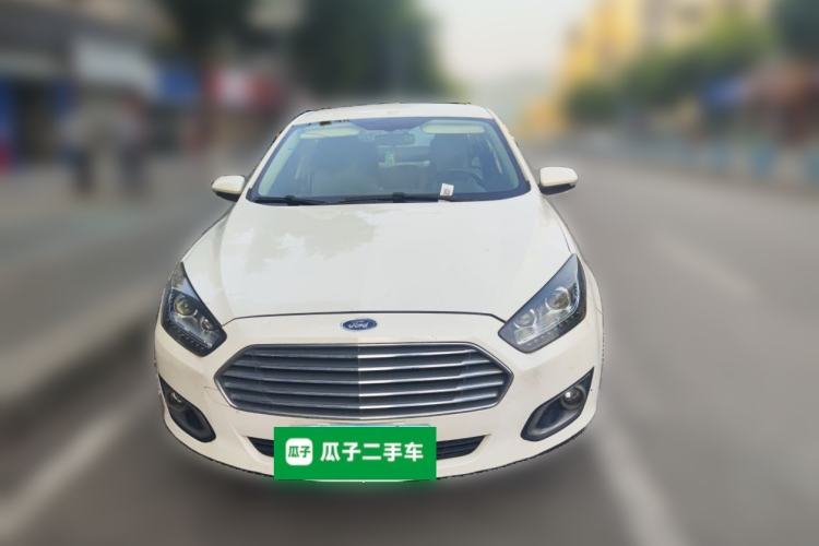 Used Ford Escort 2015 1.5L Manual Comfort Model Front