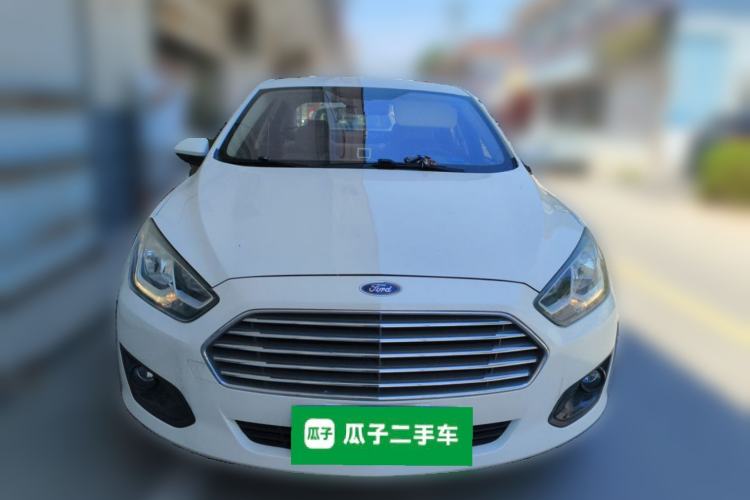 Used Ford Escort 2015 1.5L Automatic Comfort Edition Front