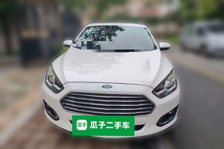 Used Ford Escort 2015 1.5L Automatic Fashion Model Front