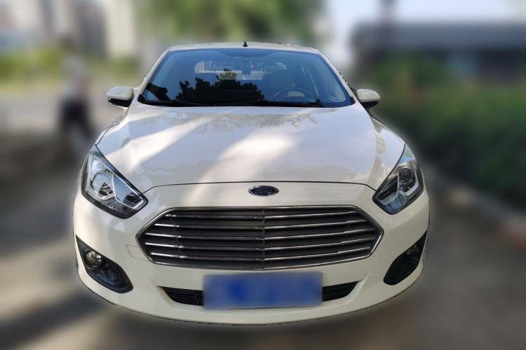 Used Ford Escort 2015 1.5L Manual Comfort Model Front