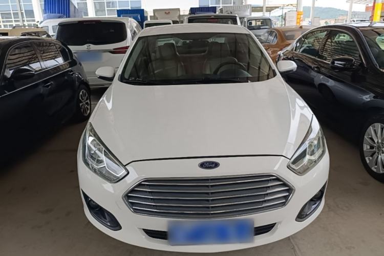 Used Ford Escort 2015 1.5L Automatic Comfort Edition Front