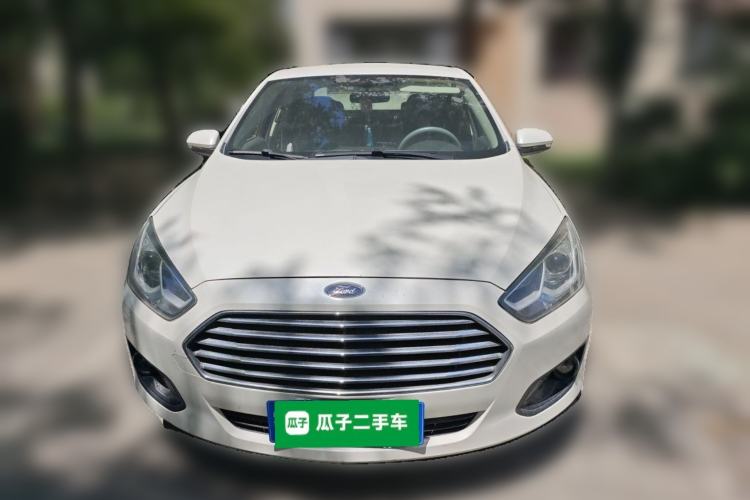 Used Ford Escort 2015 1.5L Manual Comfort Model Front