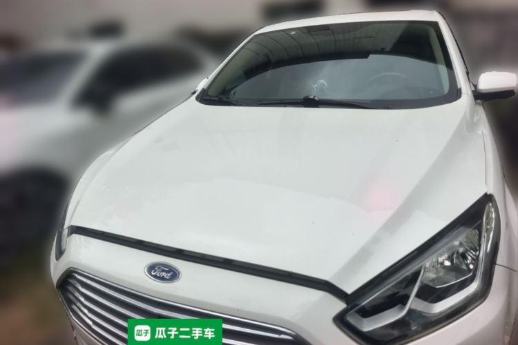 Used Ford Escort 2015 1.5L Automatic Fashion Model Front