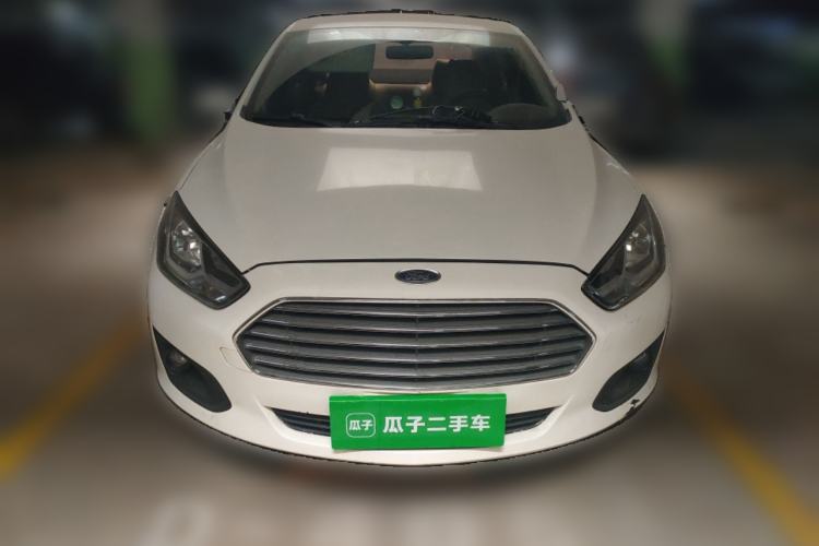 Used Ford Escort 2015 1.5L Manual Comfort Model Front