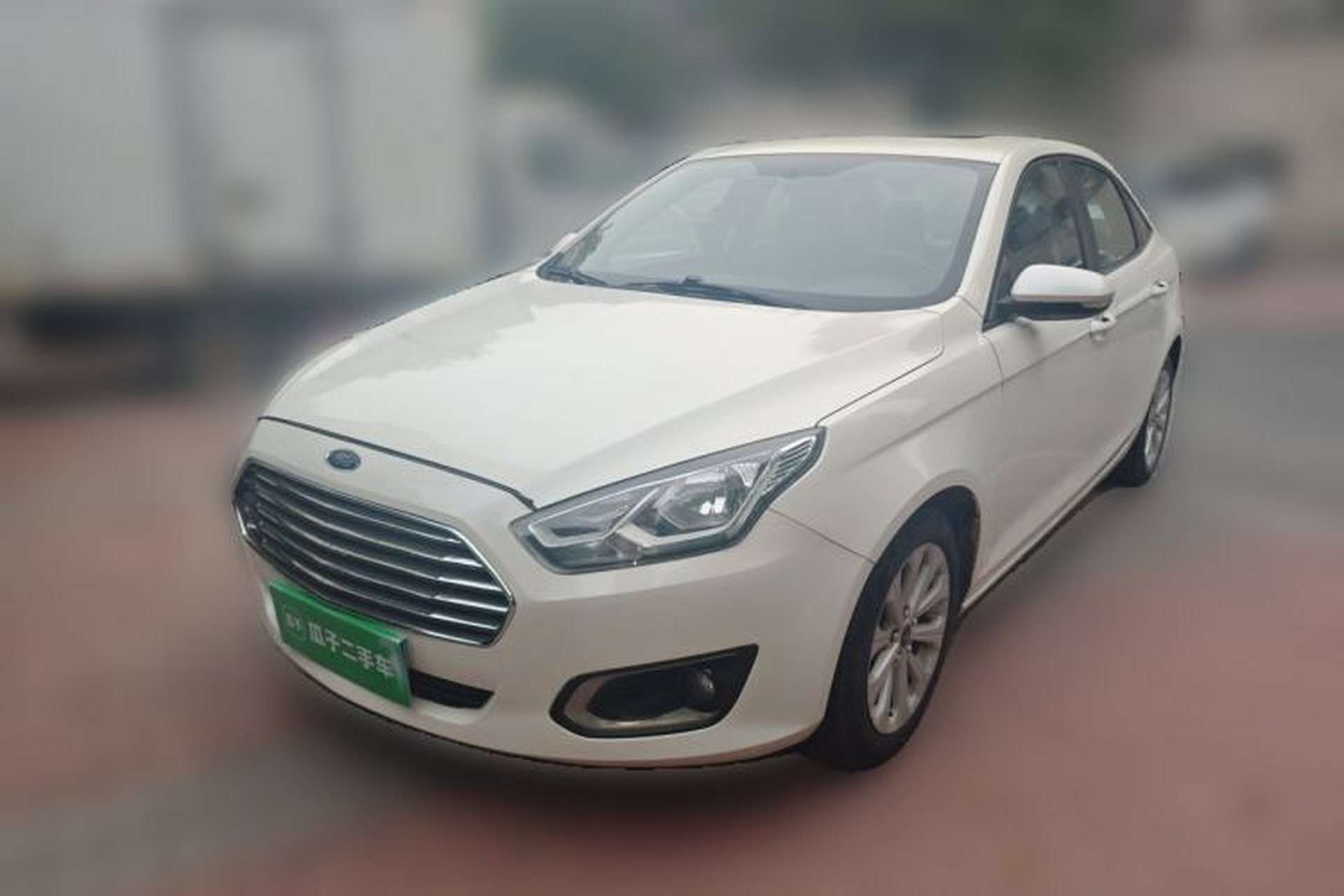 Used Ford Escort 2015 1.5L Automatic Fashion Model Front Left 45 Deg