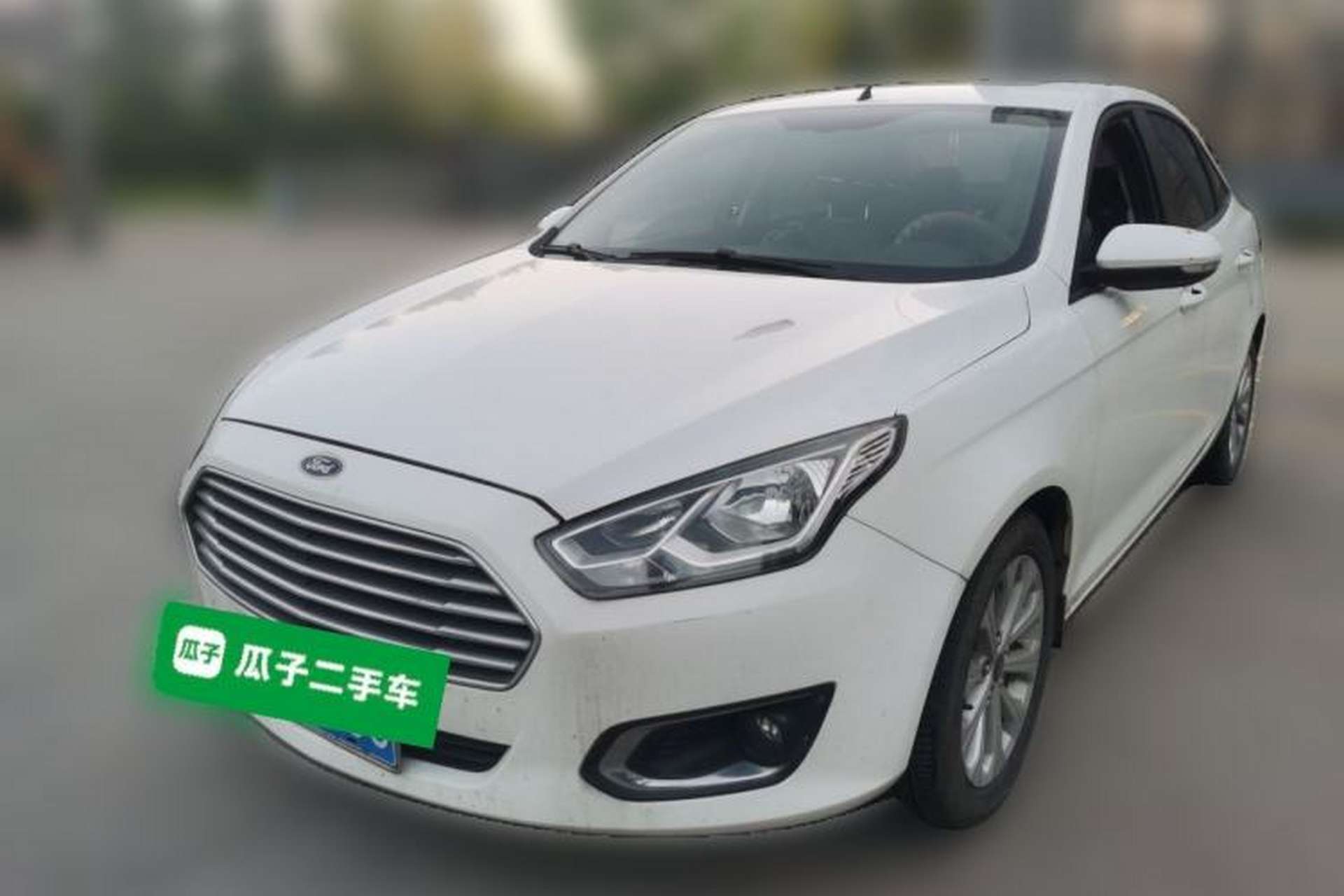 Used Ford Escort 2015 1.5L Automatic Comfort Edition Front Left 45 Deg