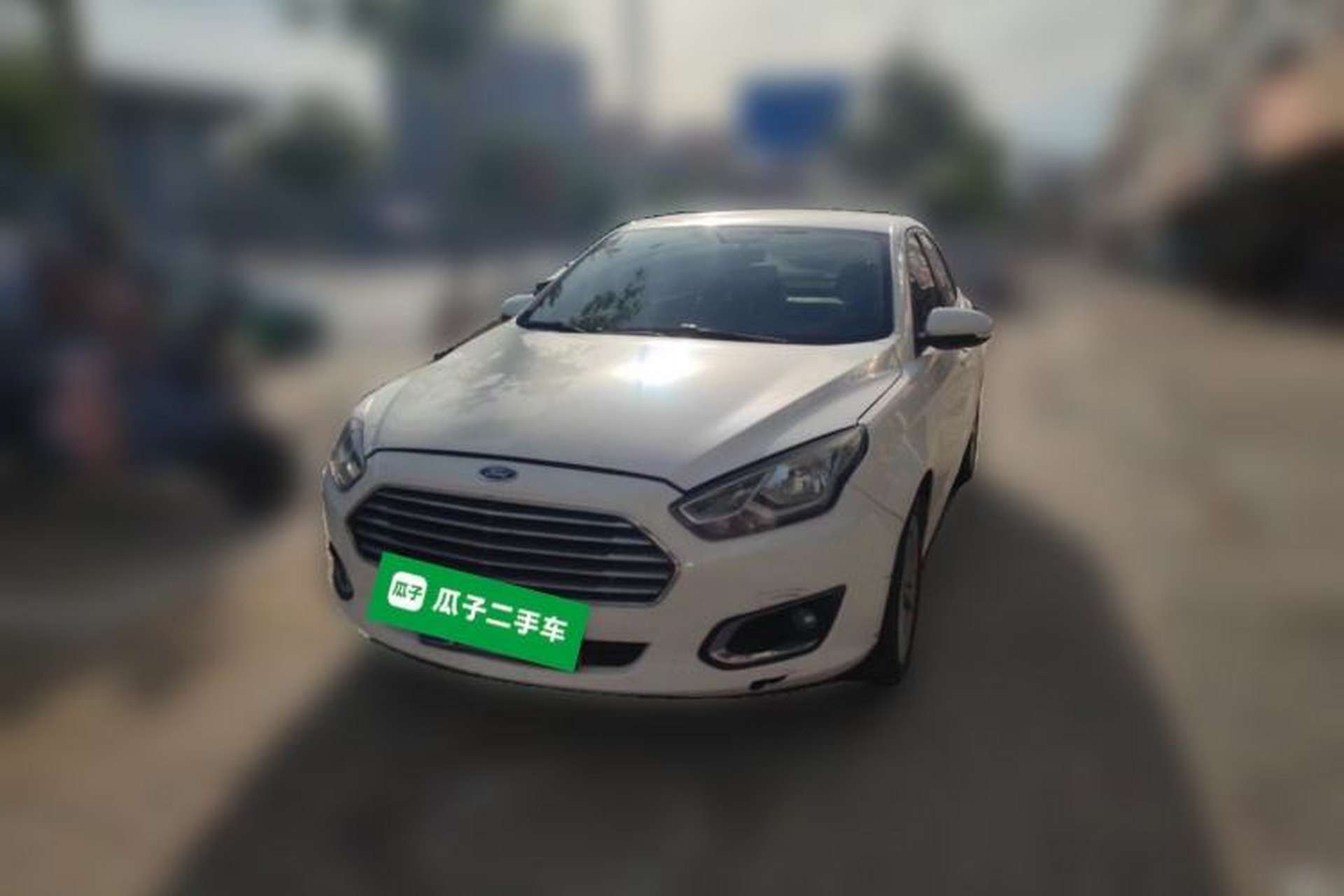 Used Ford Escort 2015 1.5L Automatic Fashion Model Front Left 45 Deg