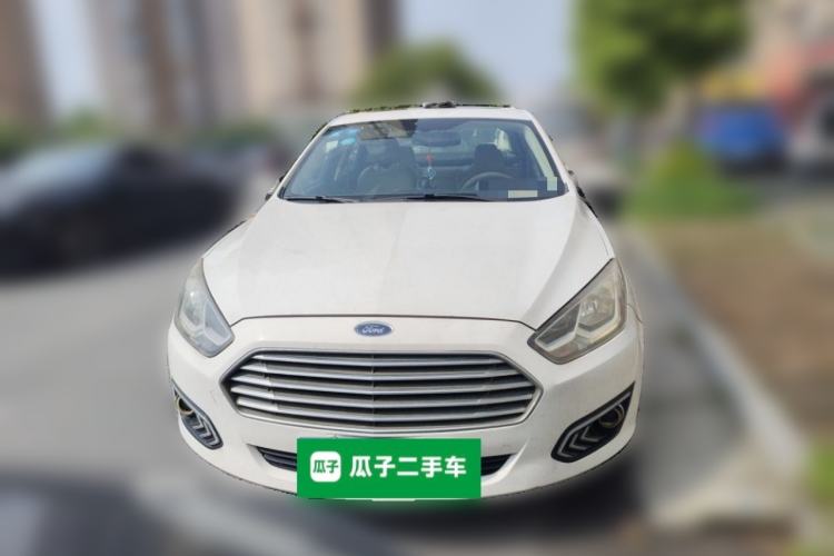 Used Ford Escort 2015 1.5L Automatic Fashion Model Front
