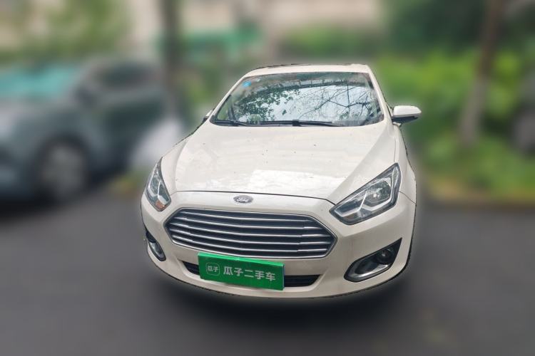 Used Ford Escort 2015 1.5L Automatic Fashion Model Front