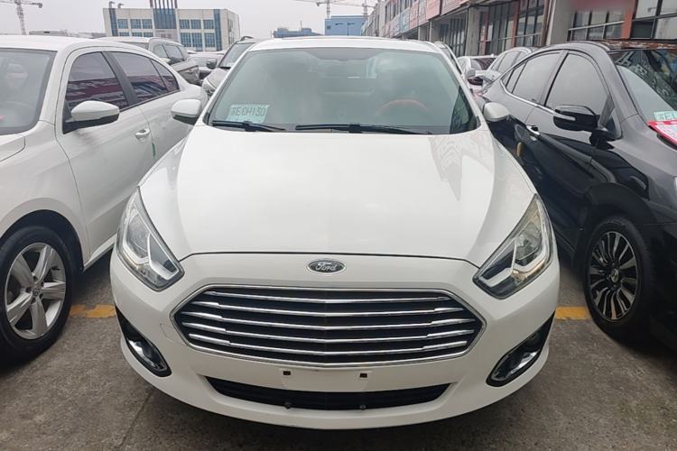 Used Ford Escort 2015 1.5L Automatic Fashion Model Front
