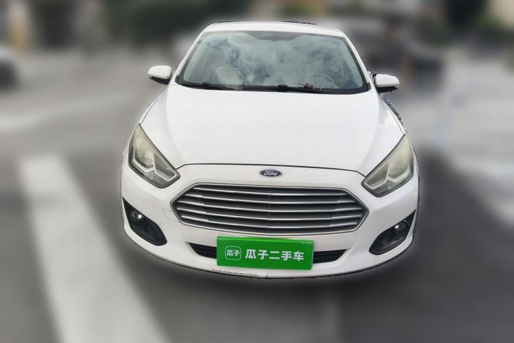 Used Ford Escort 2015 1.5L Manual Comfort Model Front
