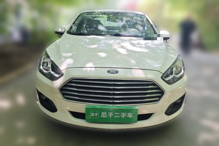 Used Ford Escort 2015 1.5L Automatic Comfort Edition Front