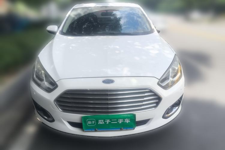 Used Ford Escort 2015 1.5L Automatic Fashion Model Front