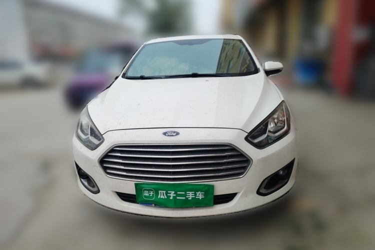 Used Ford Escort 2015 1.5L Automatic Fashion Model Front