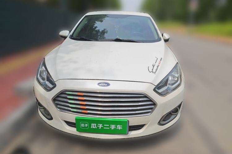 Used Ford Escort 2015 1.5L Manual Comfort Model Front