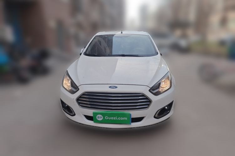 Used Ford Escort 2015 1.5L Automatic Fashion Model Front