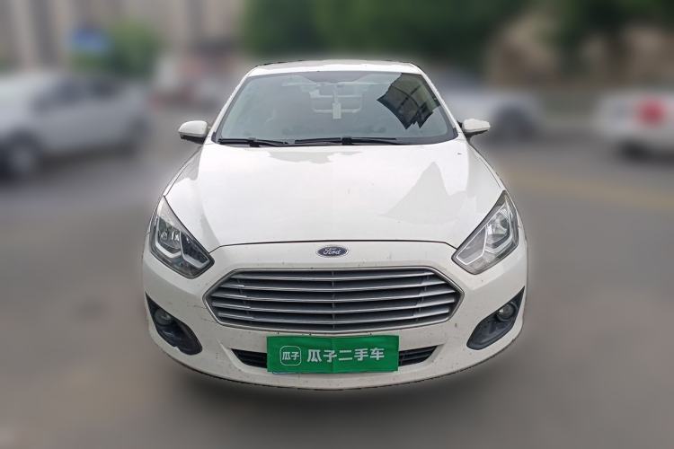 Used Ford Escort 2015 1.5L Manual Comfort Model Front