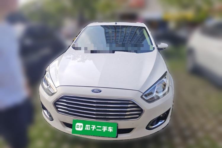 Used Ford Escort 2015 1.5L Automatic Fashion Model Front
