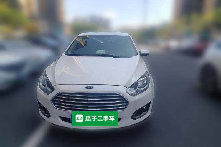 Used Ford Escort 2015 1.5L Automatic Fashion Model Front