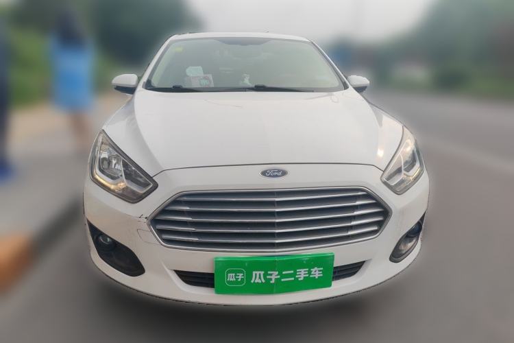 Used Ford Escort 2015 1.5L Automatic Comfort Edition Front