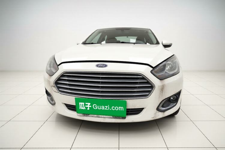 Used Ford Escort 2015 1.5L Automatic Fashion Model Front