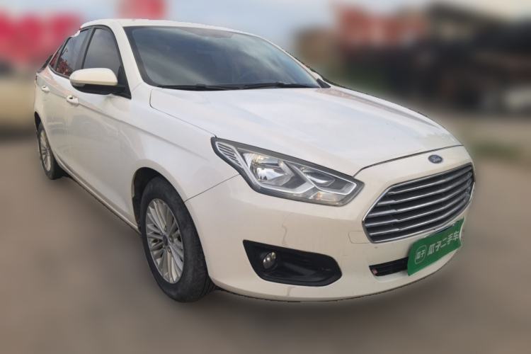 Used Ford Escort 2015 1.5L Automatic Comfort Edition Front Right 45 Deg