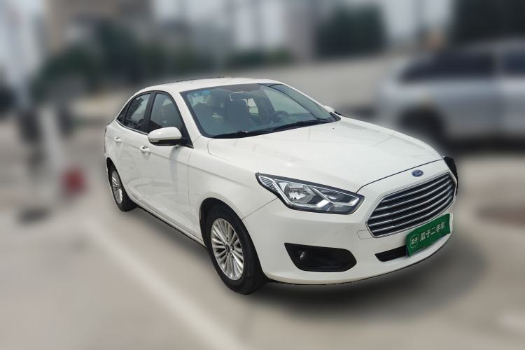 Used Ford Escort 2015 1.5L Manual Comfort Model Front Right 45 Deg