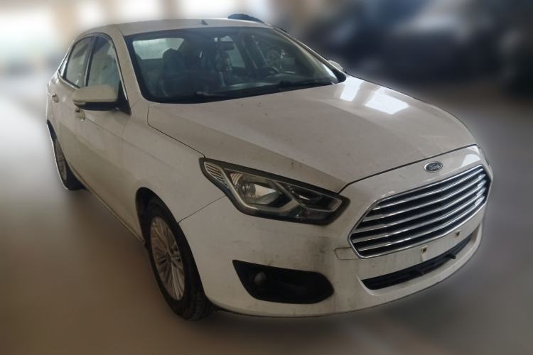 Used Ford Escort 2015 1.5L Manual Comfort Model Front Right 45 Deg