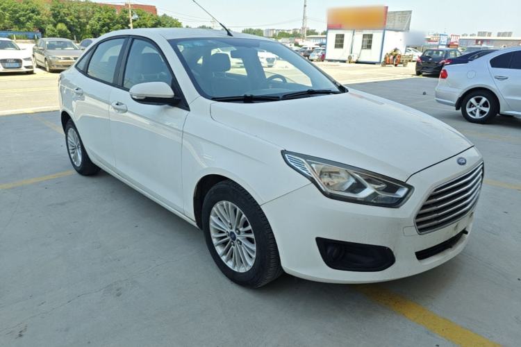 Used Ford Escort 2015 1.5L Manual Comfort Model Front Right 45 Deg