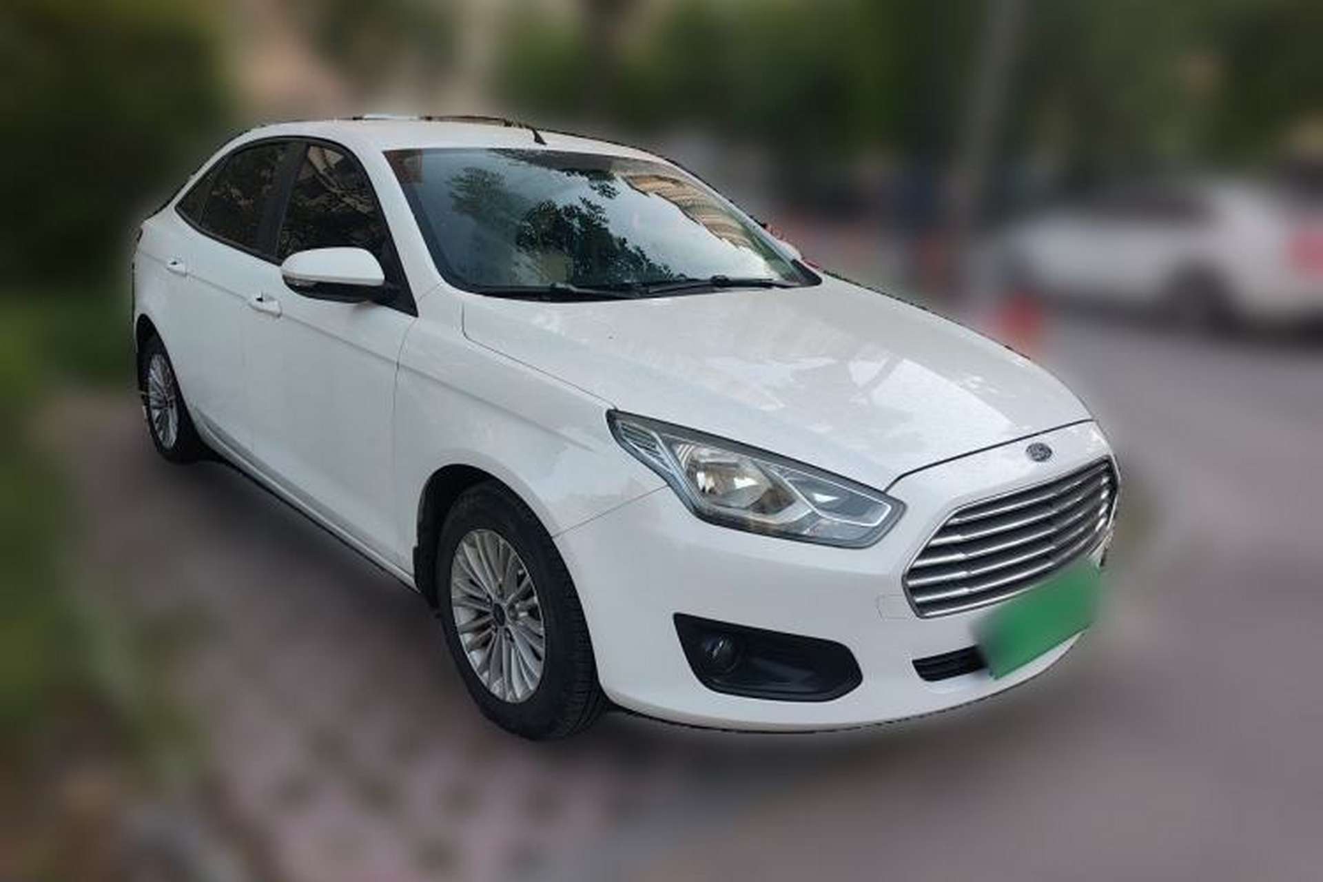Used Ford Escort 2015 1.5L Automatic Comfort Edition Front Right 45 Deg