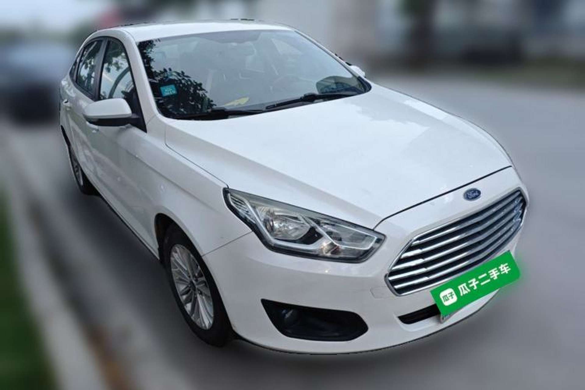 Used Ford Escort 2015 1.5L Manual Comfort Model Front Right 45 Deg