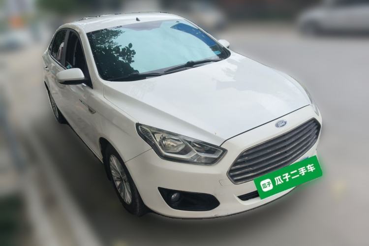 Used Ford Escort 2015 1.5L Automatic Comfort Edition Front Right 45 Deg