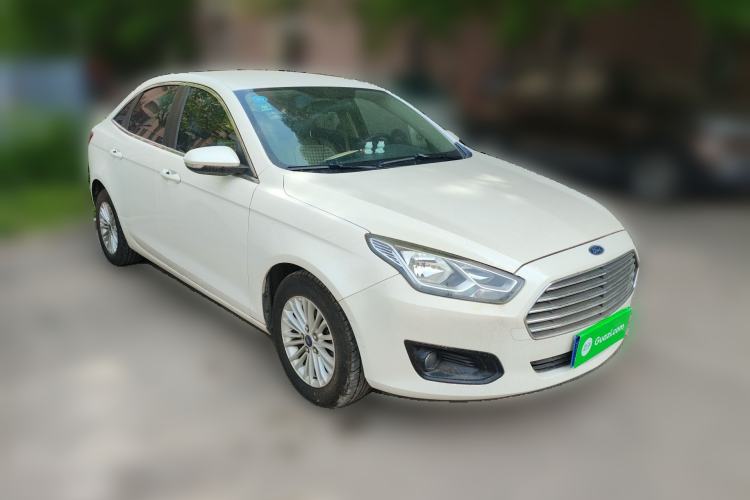 Used Ford Escort 2015 1.5L Manual Comfort Model Front Right 45 Deg