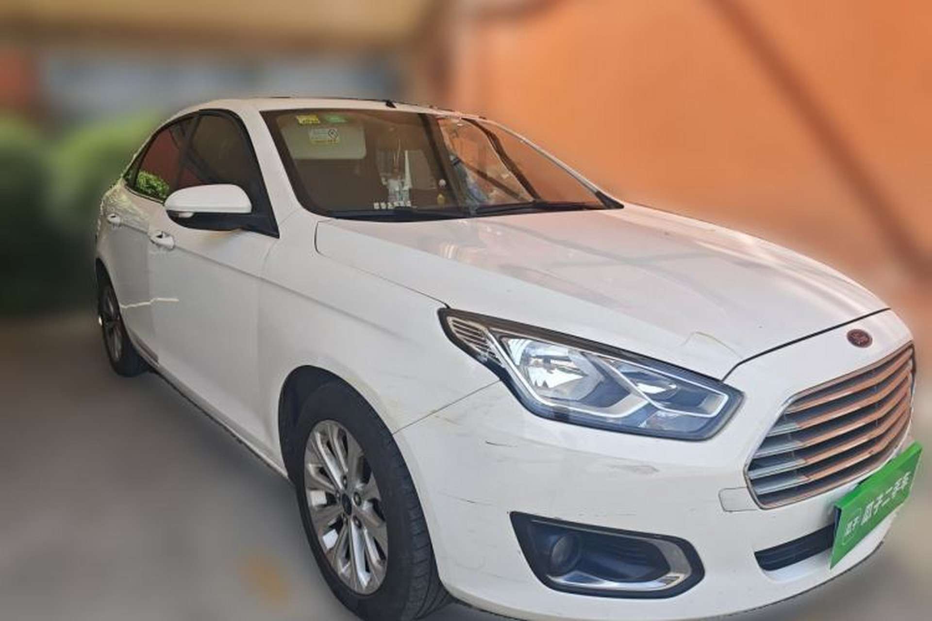 Used Ford Escort 2015 1.5L Automatic Fashion Model Front Right 45 Deg