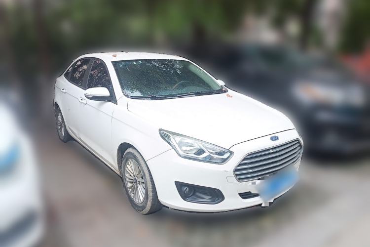 Used Ford Escort 2015 1.5L Manual Comfort Model Front Right 45 Deg