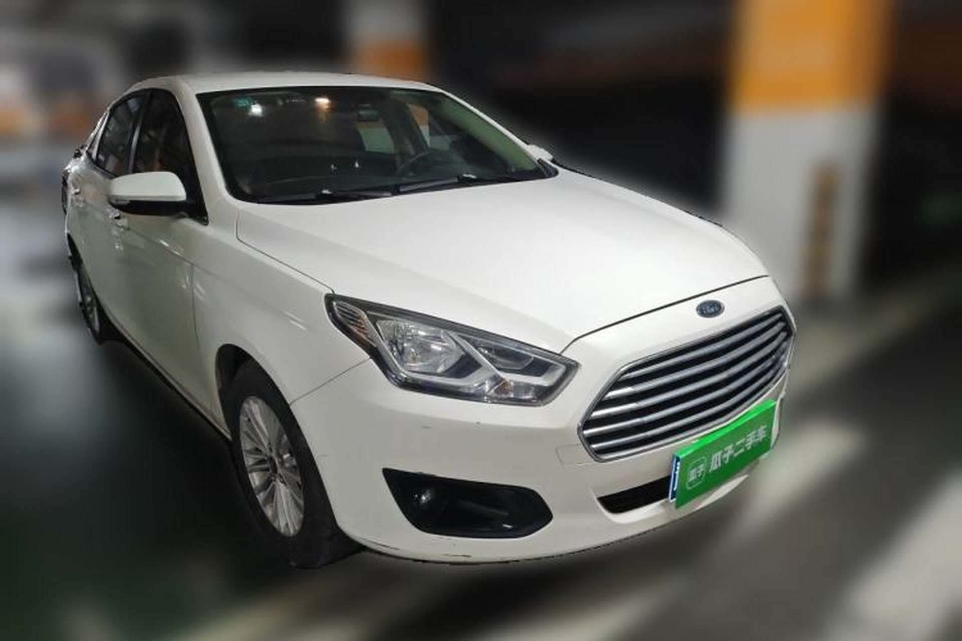 Used Ford Escort 2015 1.5L Automatic Comfort Edition Front Right 45 Deg