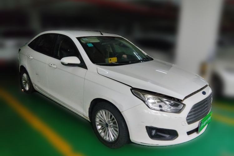 Used Ford Escort 2015 1.5L Automatic Comfort Edition Front Right 45 Deg