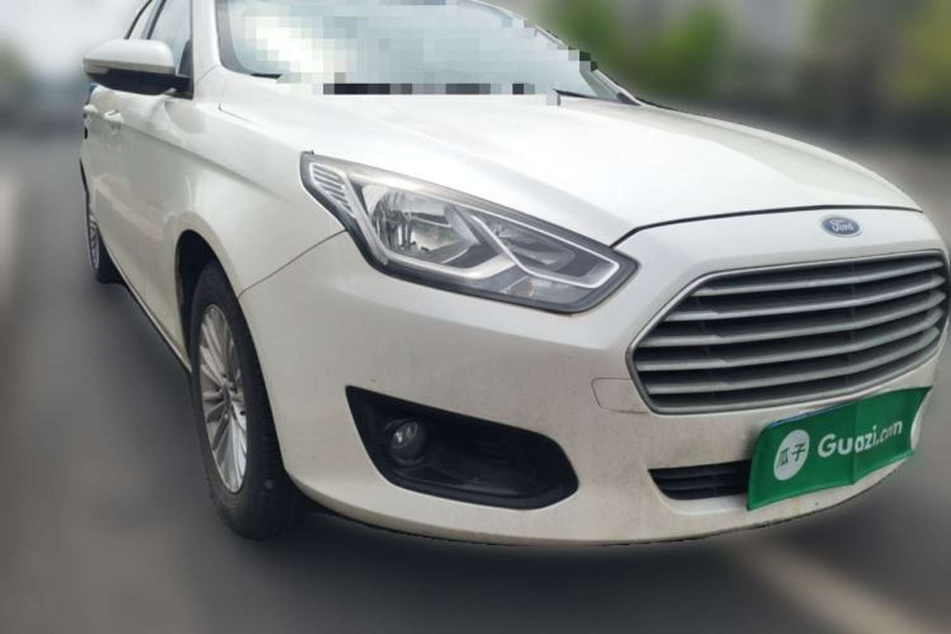 Used Ford Escort 2015 1.5L Automatic Comfort Edition Front Right 45 Deg