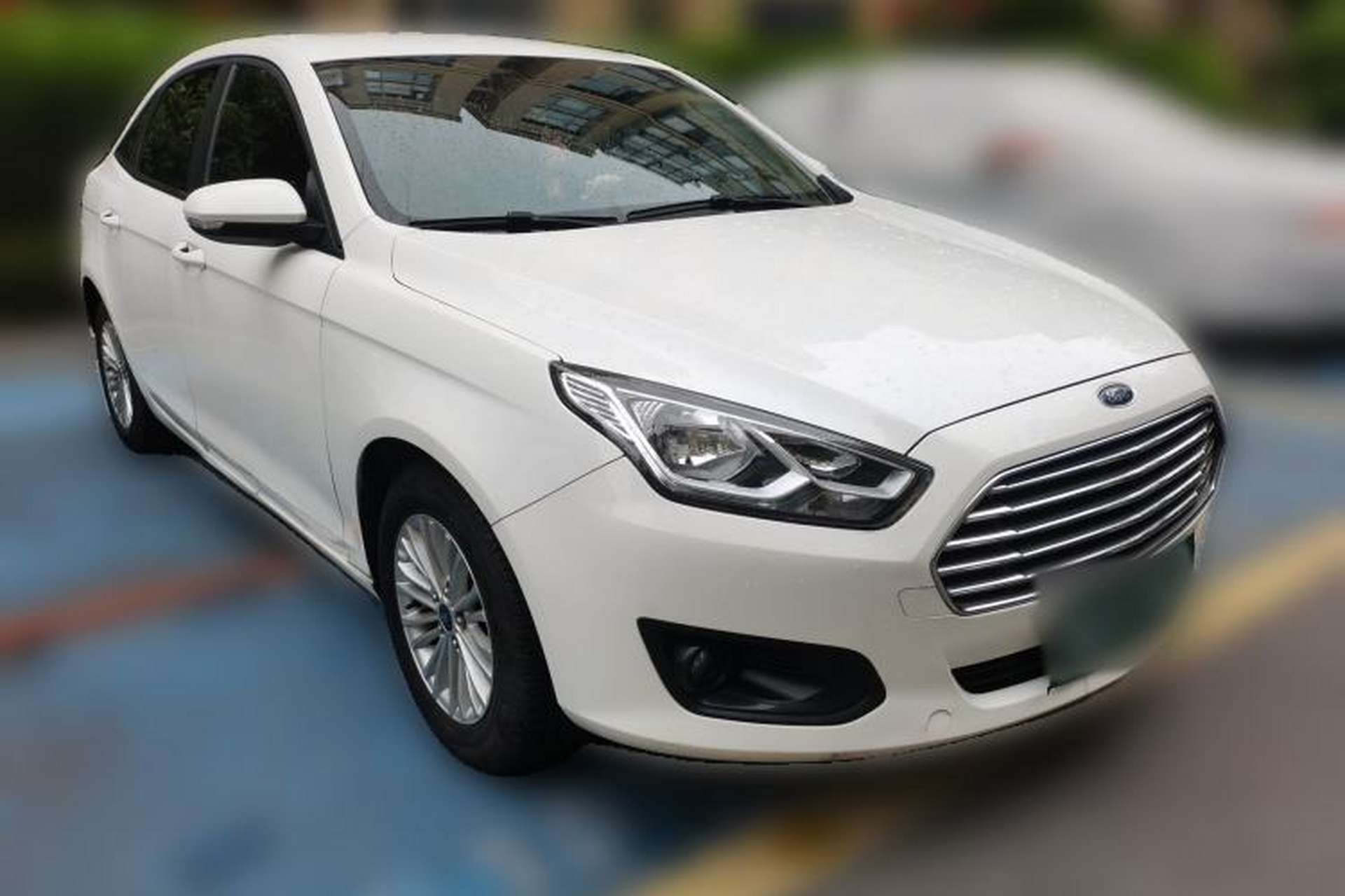 Used Ford Escort 2015 1.5L Automatic Comfort Edition Front Right 45 Deg
