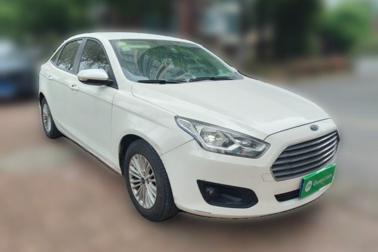 Used Ford Escort 2015 1.5L Manual Comfort Model Front Right 45 Deg