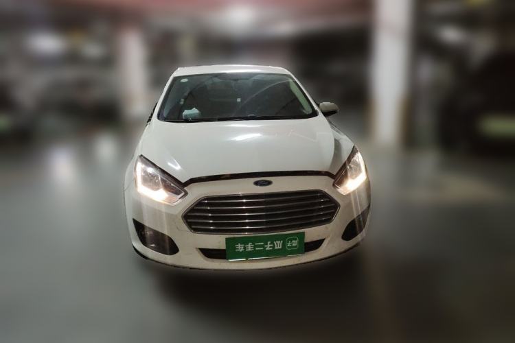 Used Ford Escort 2015 1.5L Manual Comfort Model Front