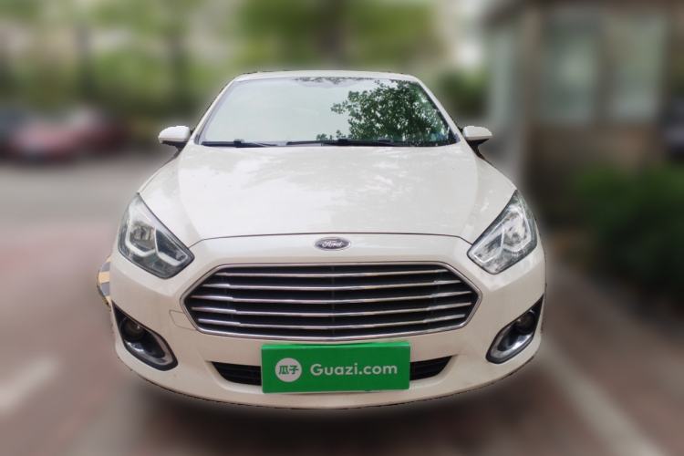 Used Ford Escort 2015 1.5L Automatic Fashion Model Front