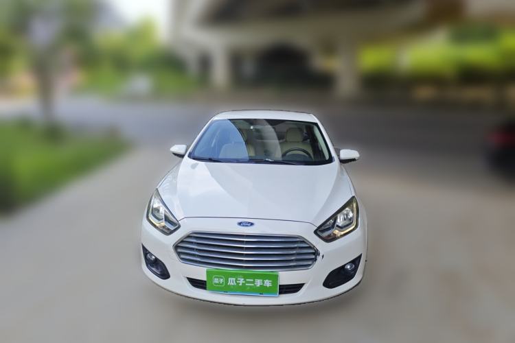 Used Ford Escort 2015 1.5L Manual Comfort Model Front
